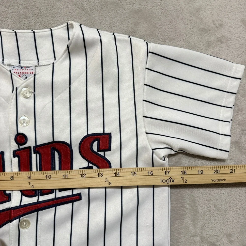 VTG Majestic Minnesota Twins Justin Morneau Jersey Youth M White Pinstripe MLB